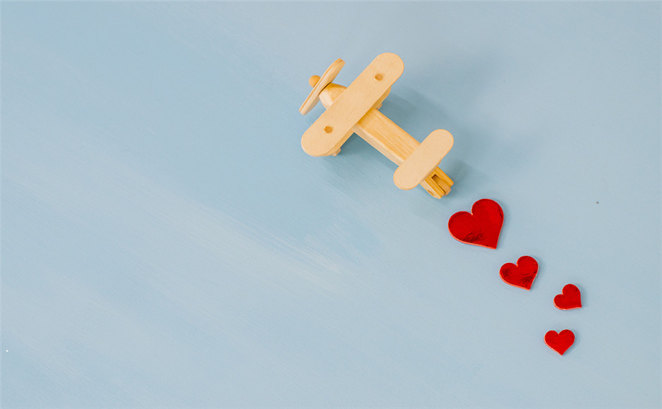 「2019-09-21」Only a person who has faith in himself is able to be faithful to others.美图壁纸
